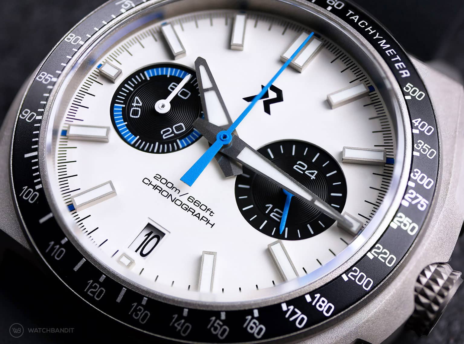 Hands-On: RZE Valour - The lightweight and resilient Chronograph