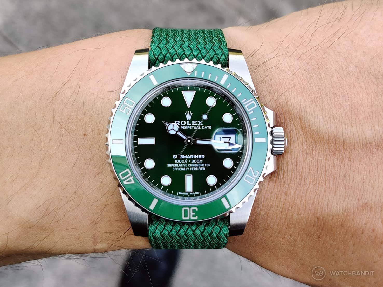 Rolex Submariner Strap Guide_116610LV-Green Perlon Strap_Watchbandit