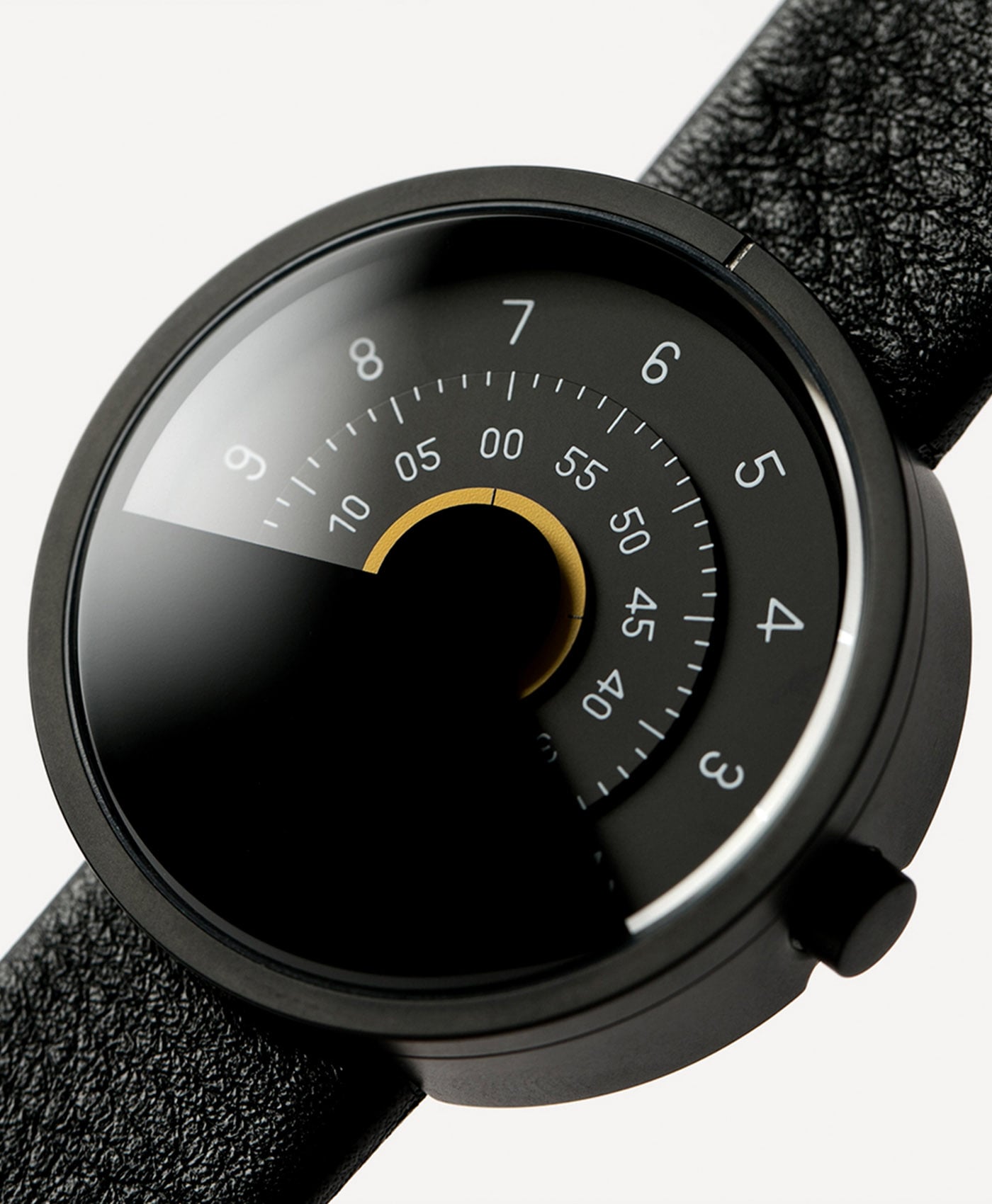 ANICORN - Series 000 - Black & Yellow-CLOSE UP-min