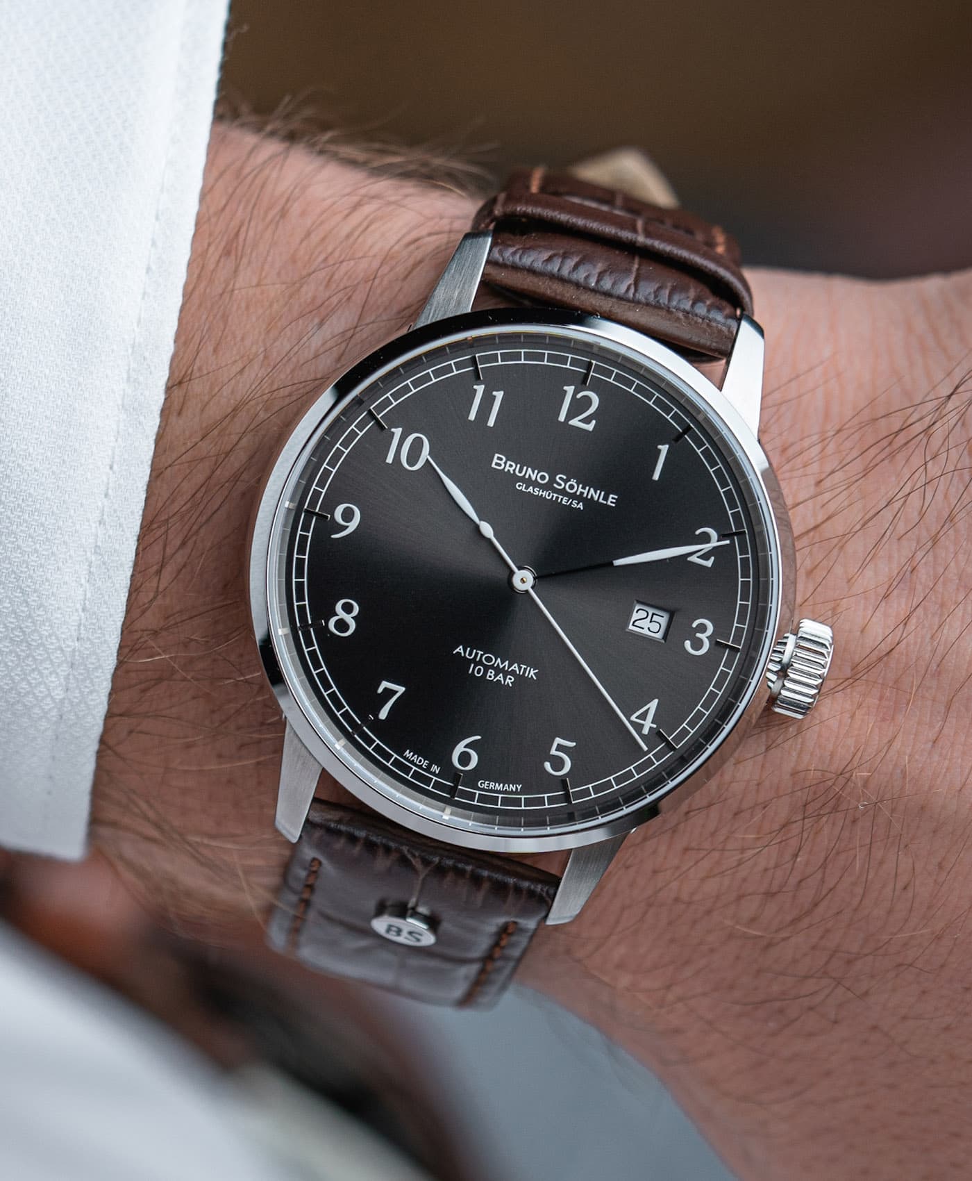 Bruno Söhnle - Hamburg Automatik Big - 17-12203-821 - wrist shot-min