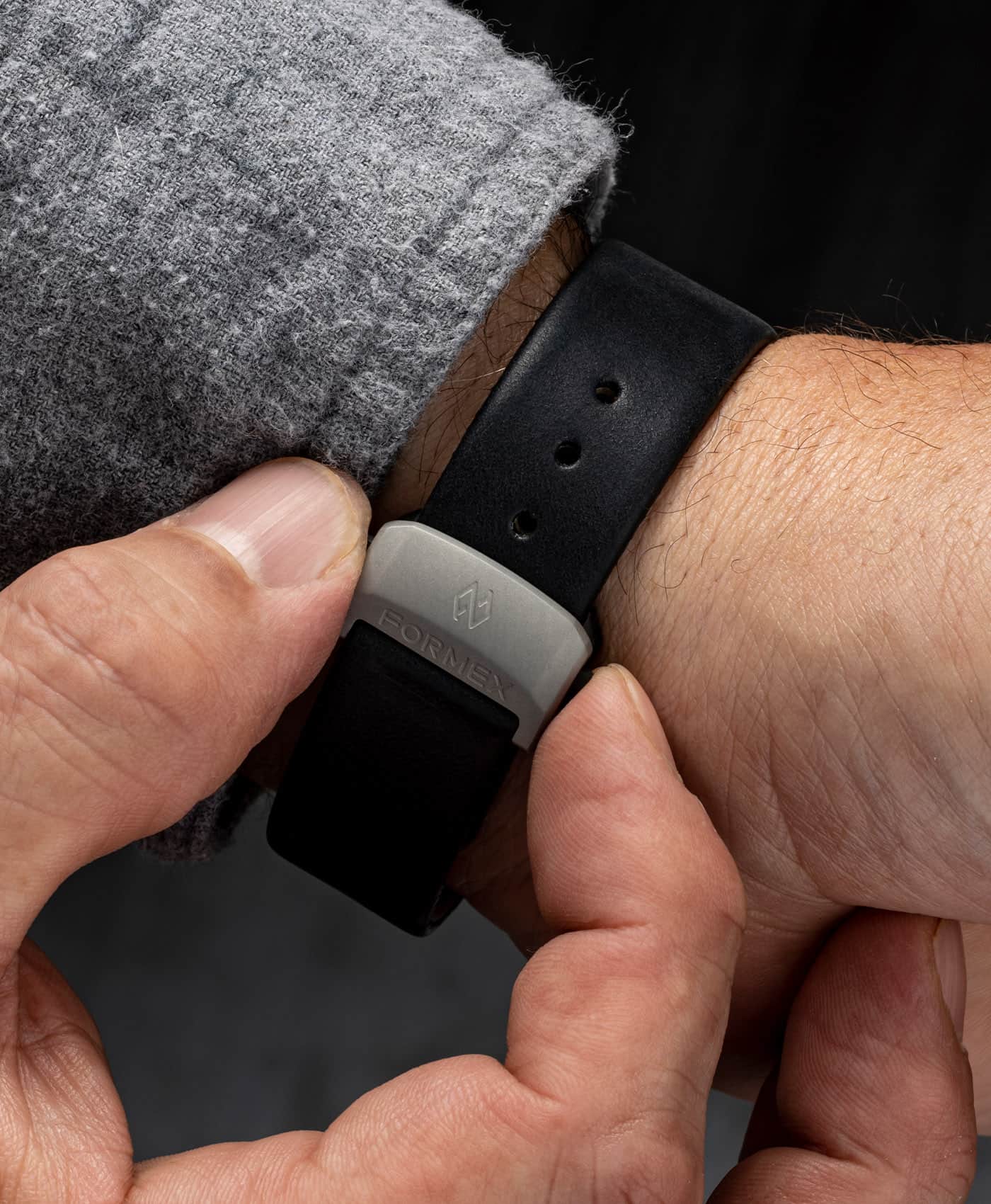 Formex FIELD Automatic - patented clasp with fine adjustment for leather straps