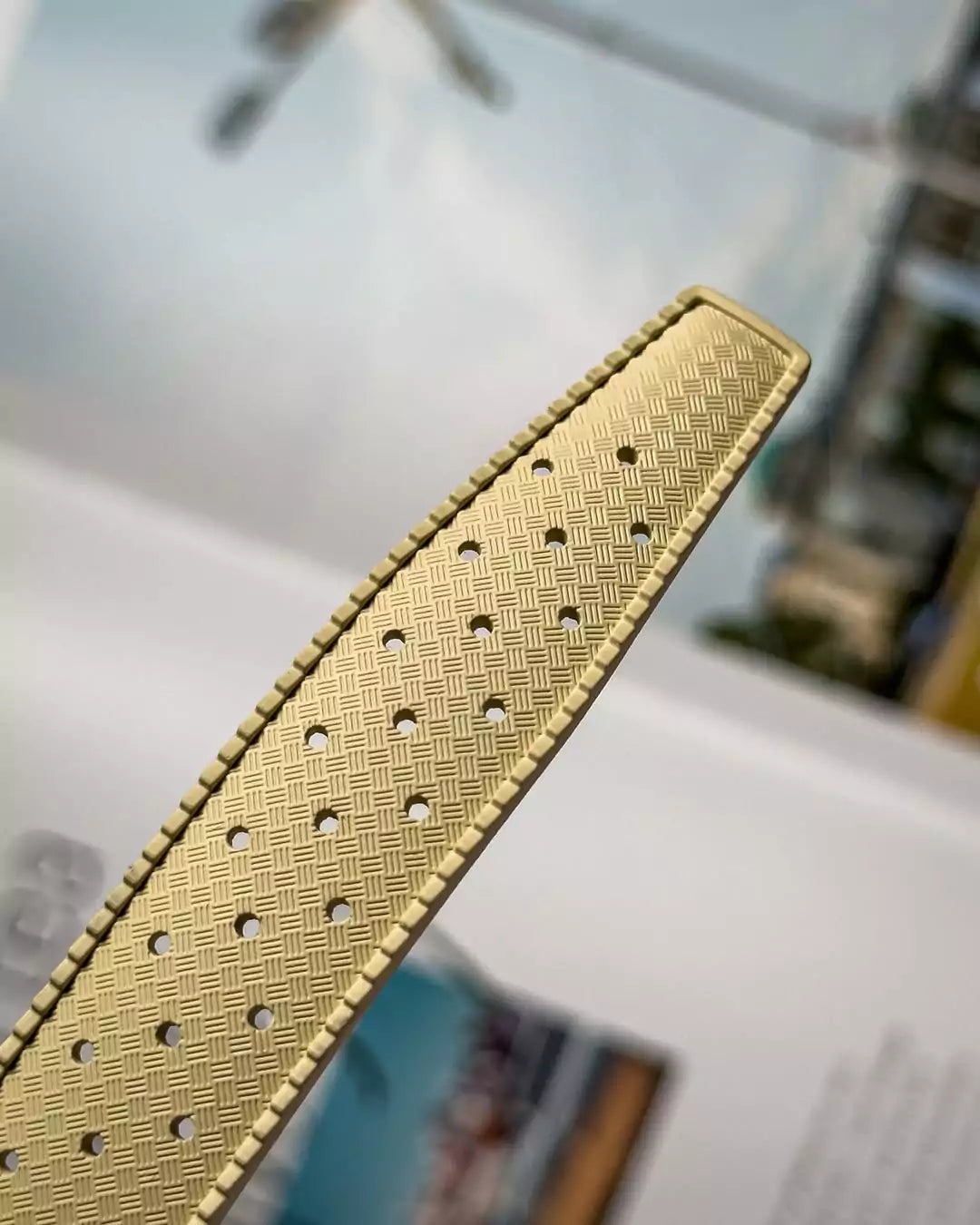 Khaki-TropicalStyle-Rubber-Watch-band