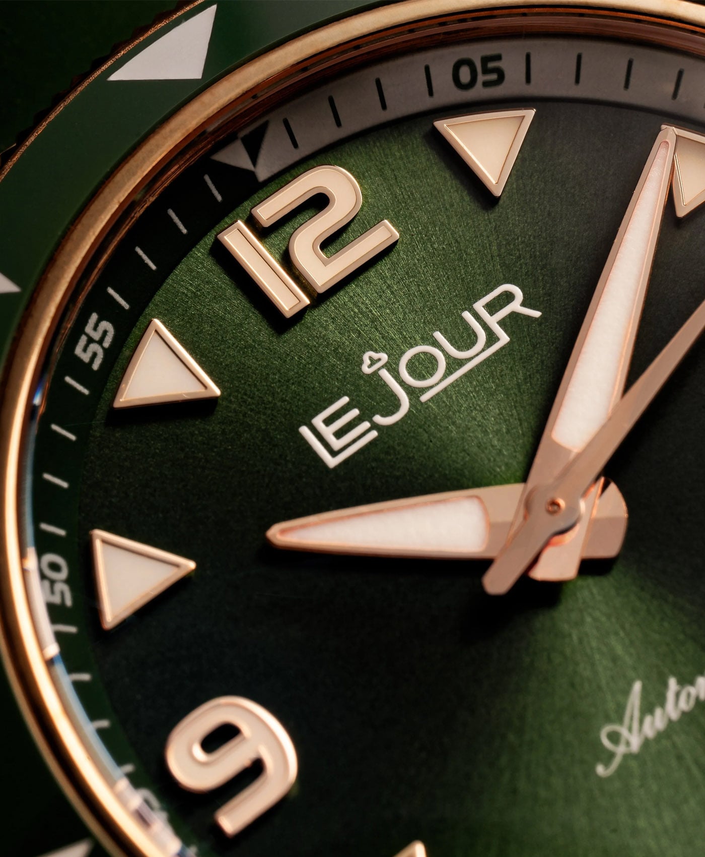 Le Jour - Hammerhead Bronze - LJ-HB-002 - dial macro-min