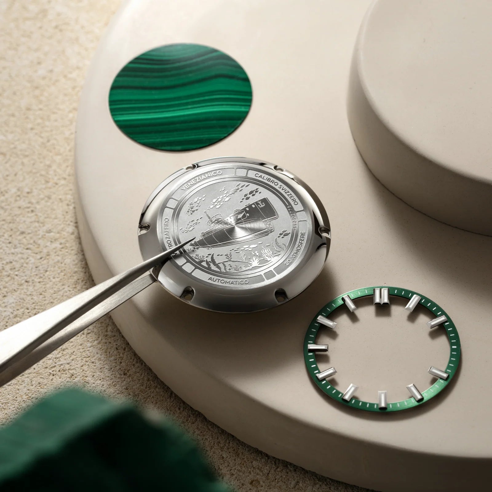 Nereide Malachite - 4521544S case back