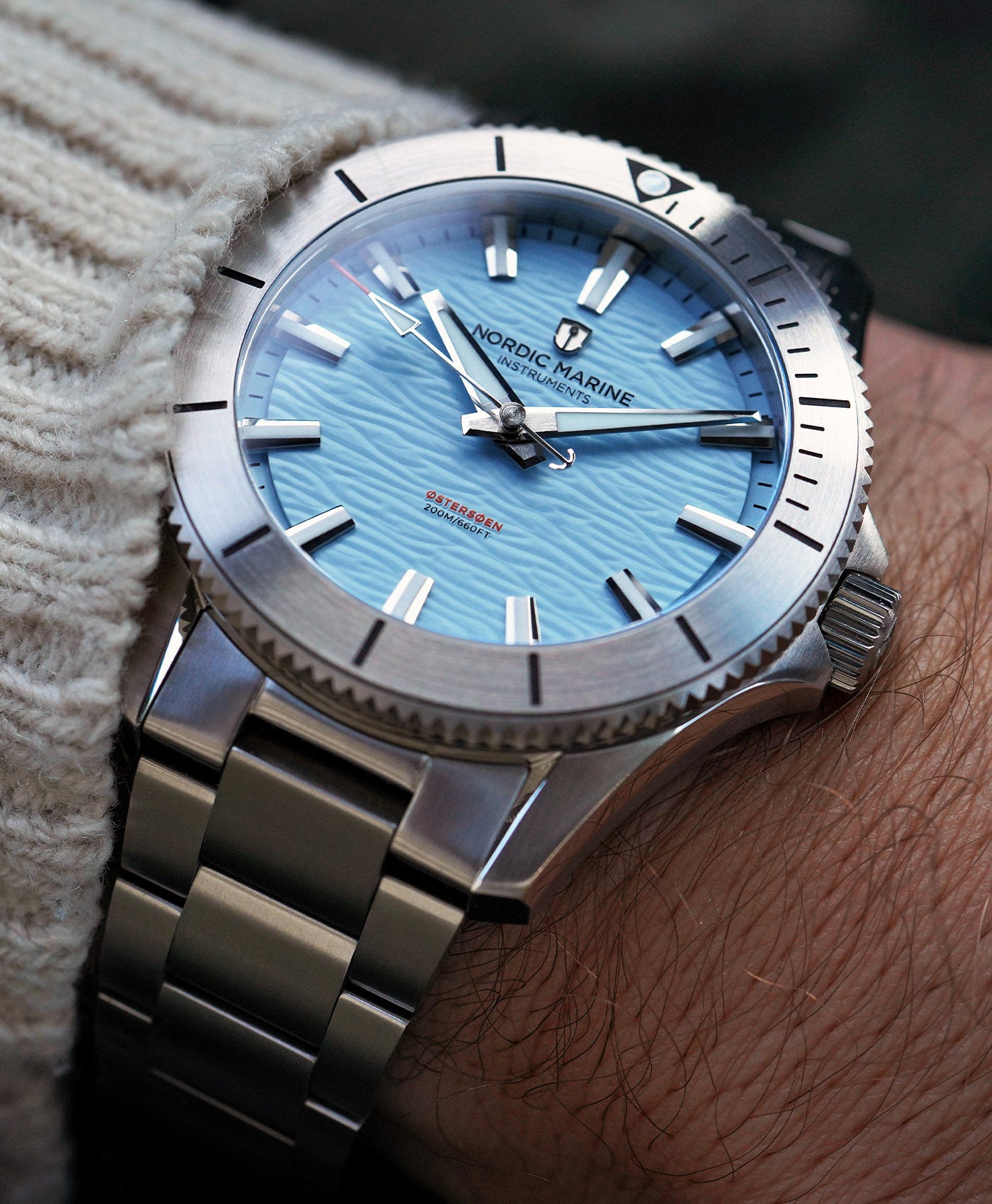Nordic-Marine-Instruments-ØSTERSØEN-Himmelblå-Wrist shot