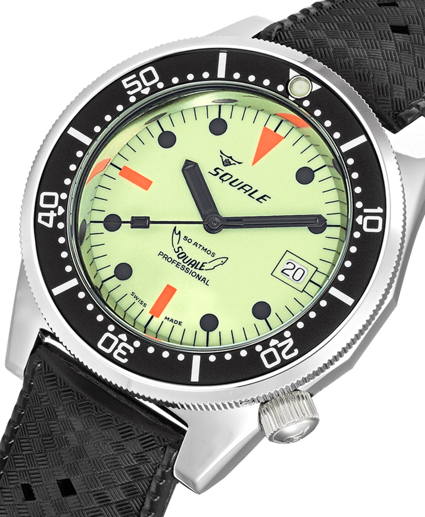 Squale-1521Series-026-A-Polished-Full-Luminova-closeup