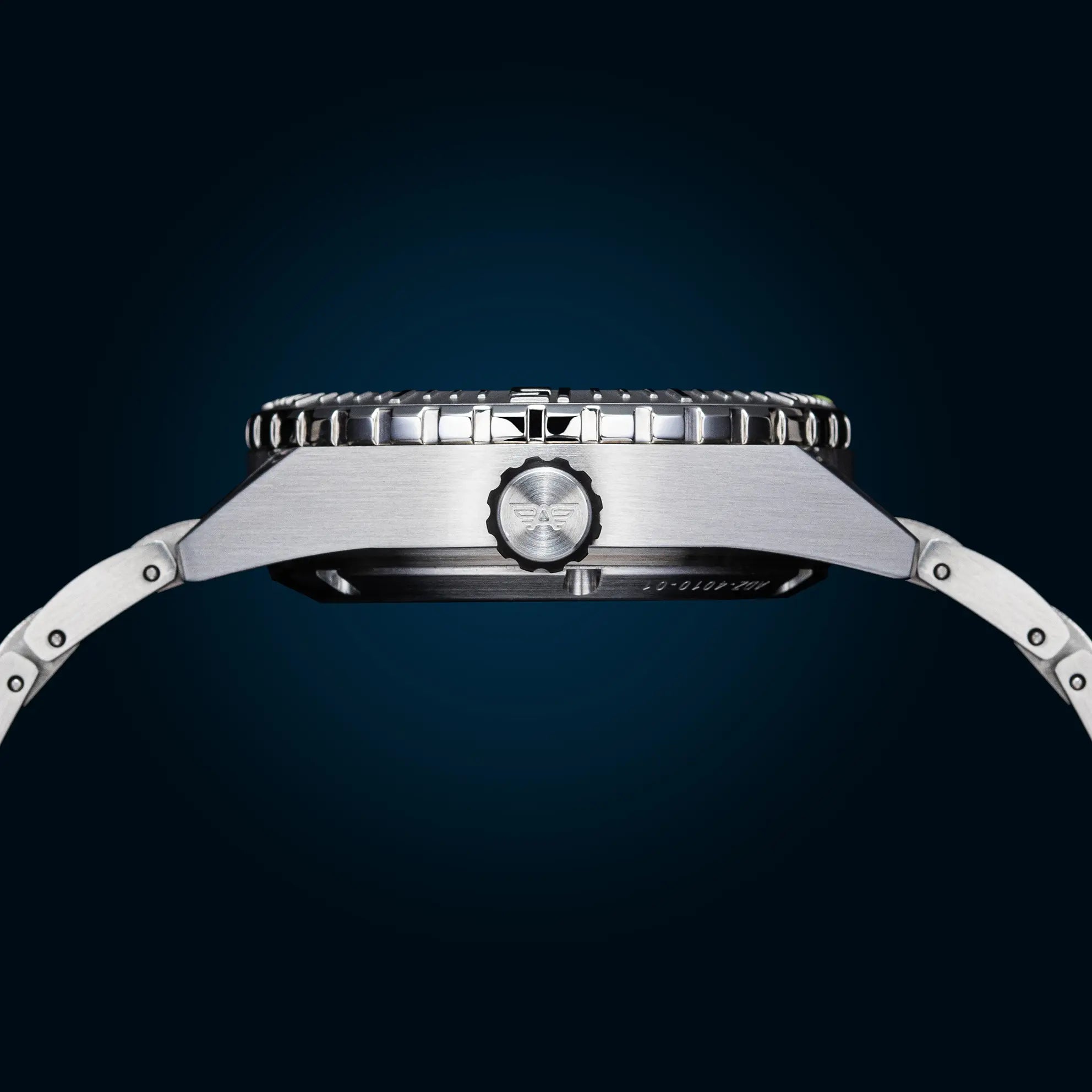 TRI-HAWKSIDEPROFILE_78fdff26-981e-401c-94a7-b1fd24d4221e_5000x