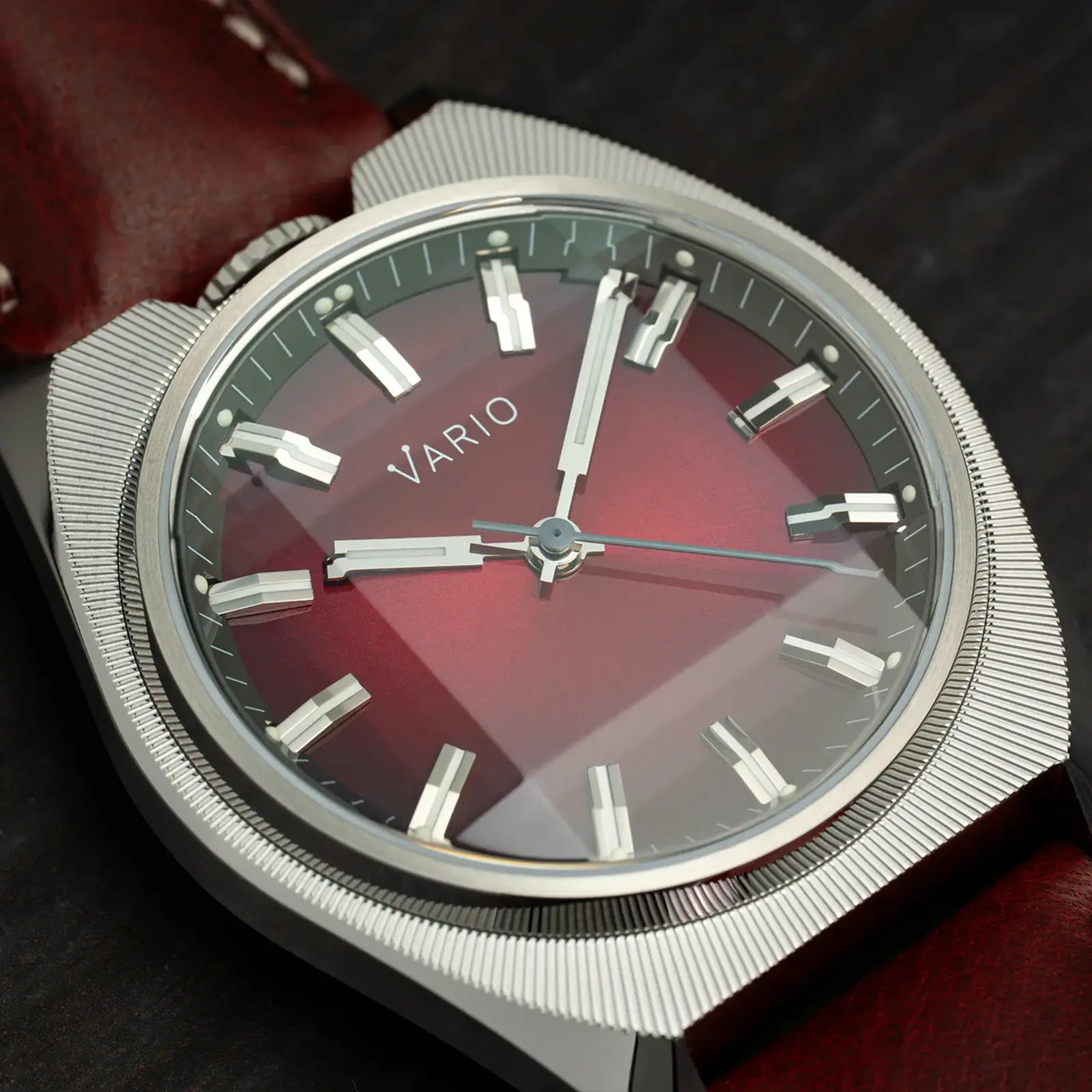 Vario Futurist Watch Sunburst Red Fume Watch dial close up
