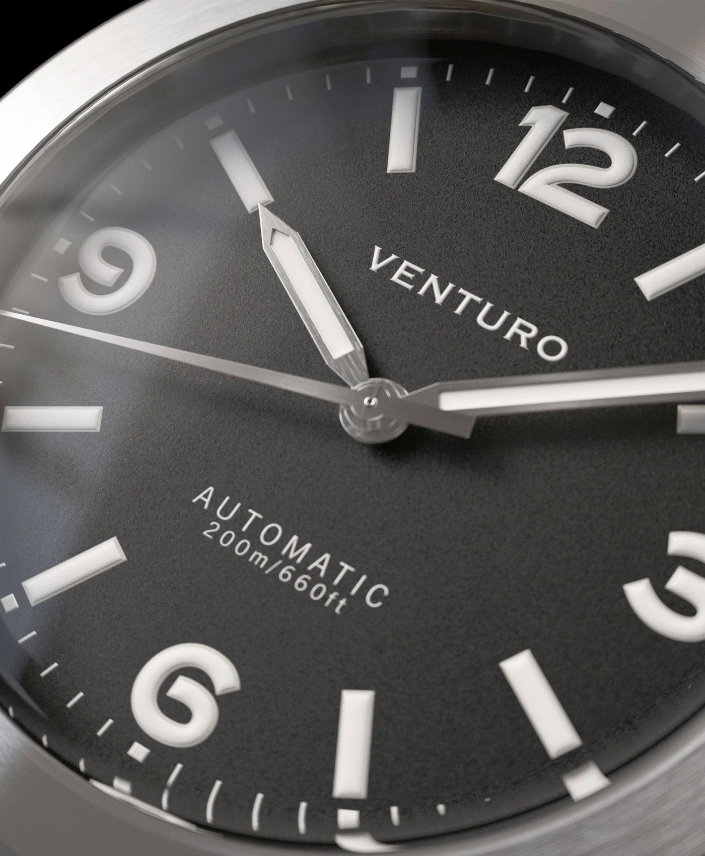 Venturo Field III, Grey, dial macro