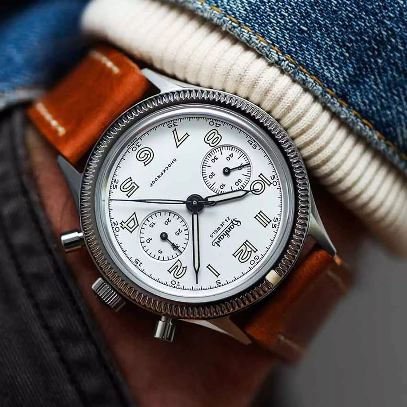 hanhart-417-es-moby-dick-42-mm-leather-strap-pocketshot