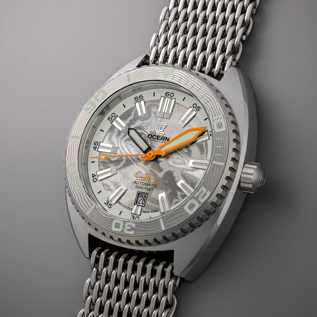 ocean-crawler-core-diver-damascus-steel-2-straps-included-close
