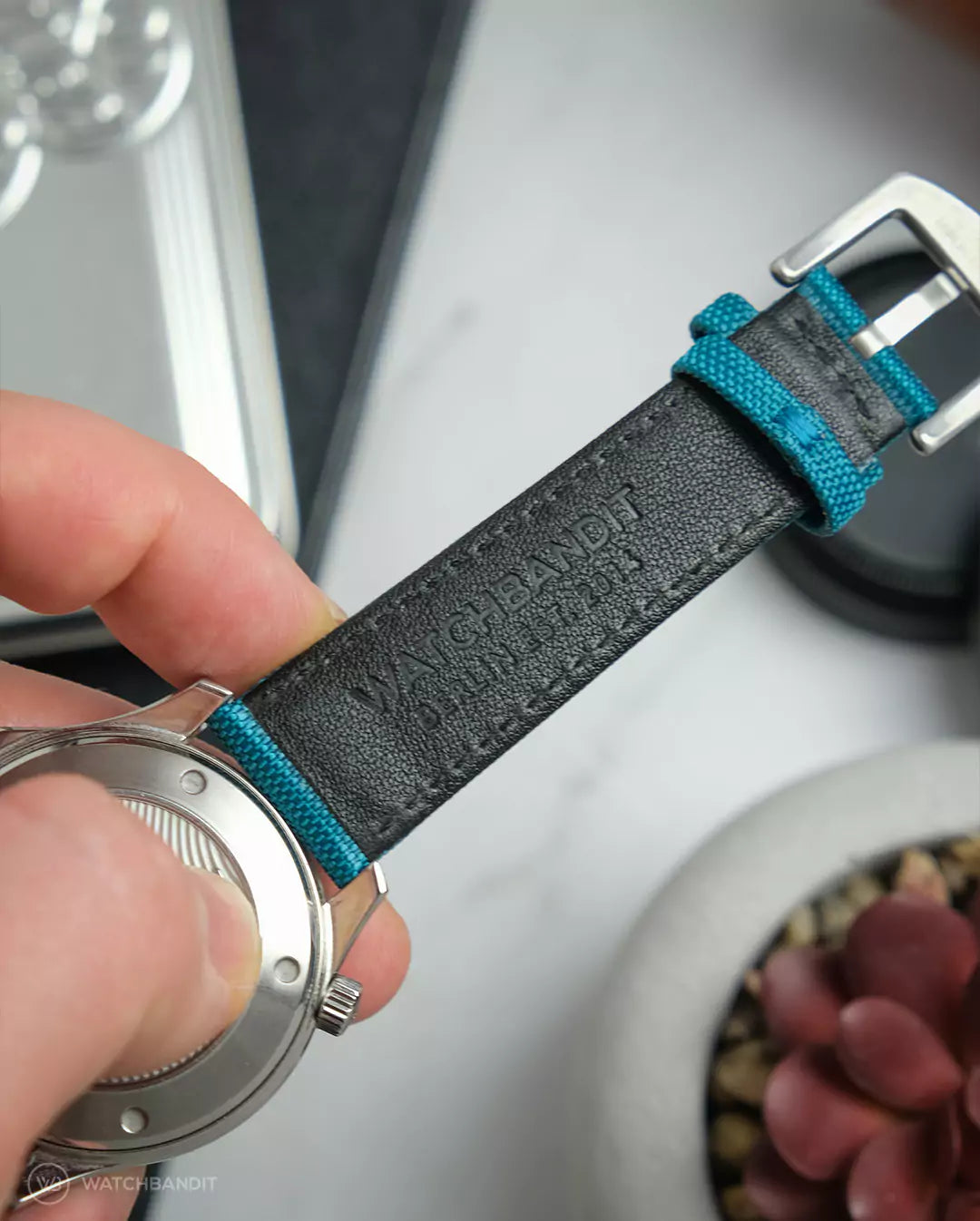 omega-seamaster-watchbandit-sailcloth-armband-petrol-3-wb