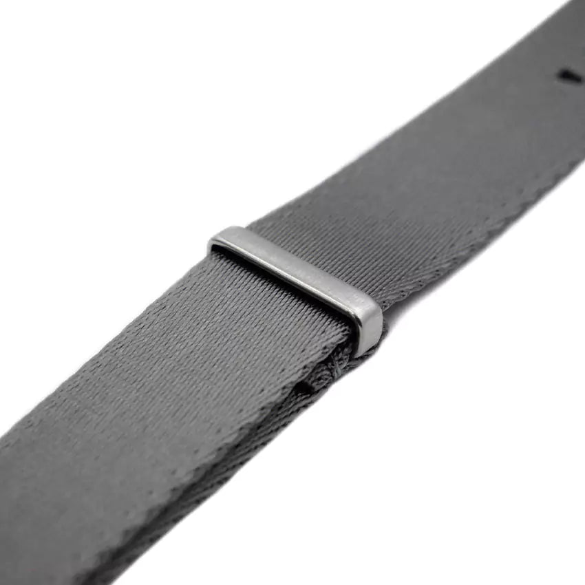 premium-single-piece-nylon-strap-grey-detail-