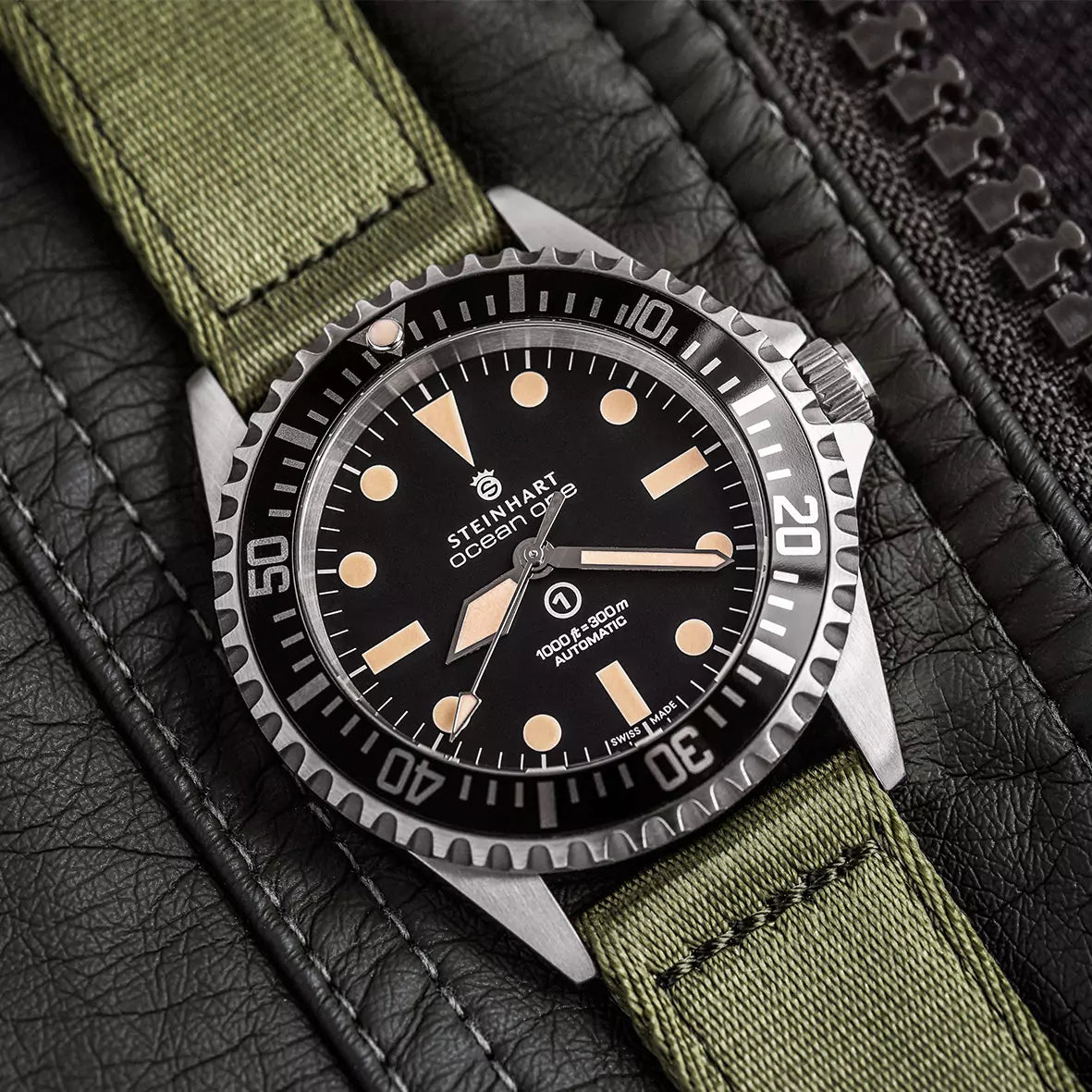 two-piece-nylon-strap-military-green-wb-original-black-pvd-steinhart-ocean-one