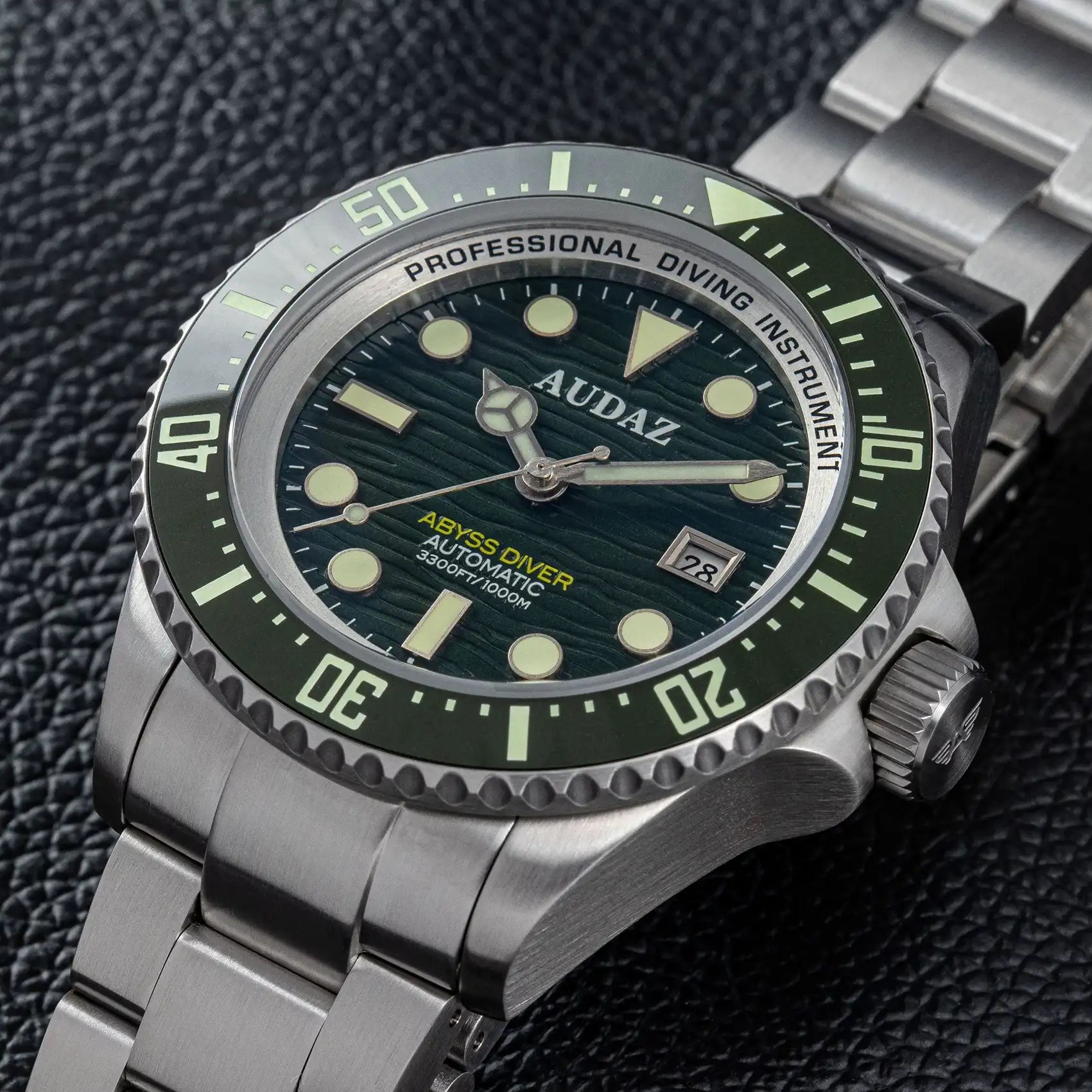 Audaz ABYSS DIVER green dial