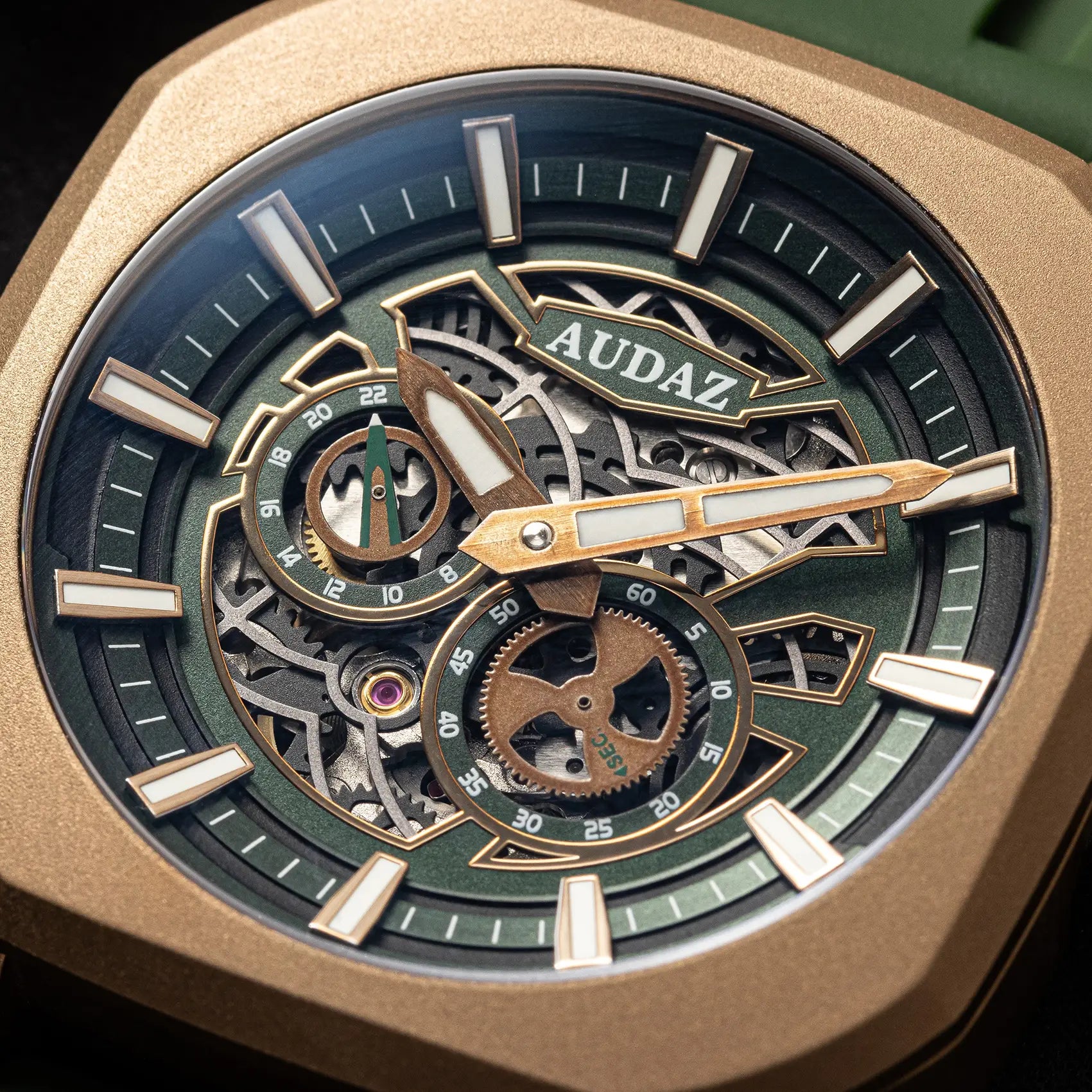 Audaz MAVERICK ADZ-3060-03 dial close up