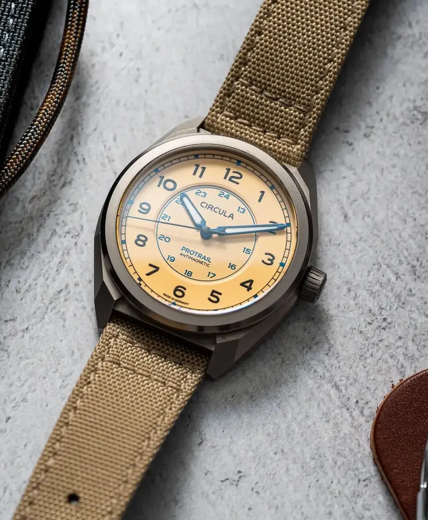 Circula ProTrail Sand - mood