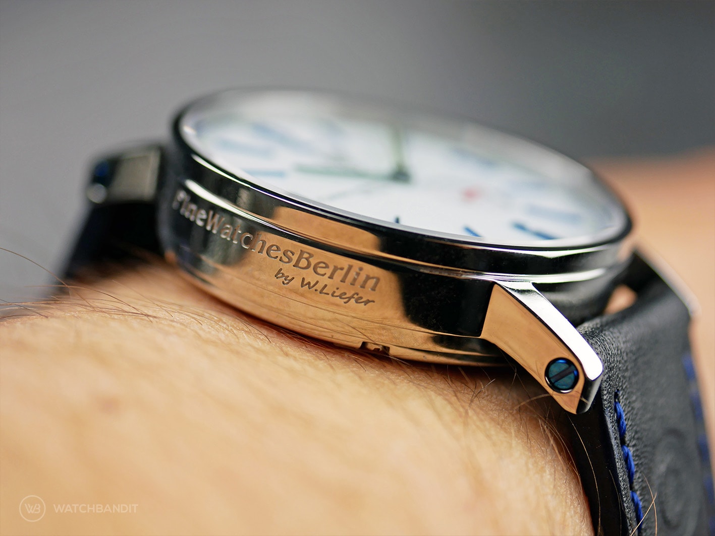 Fine Watches Berlin_Teufelsberg_#2_case engravement-min