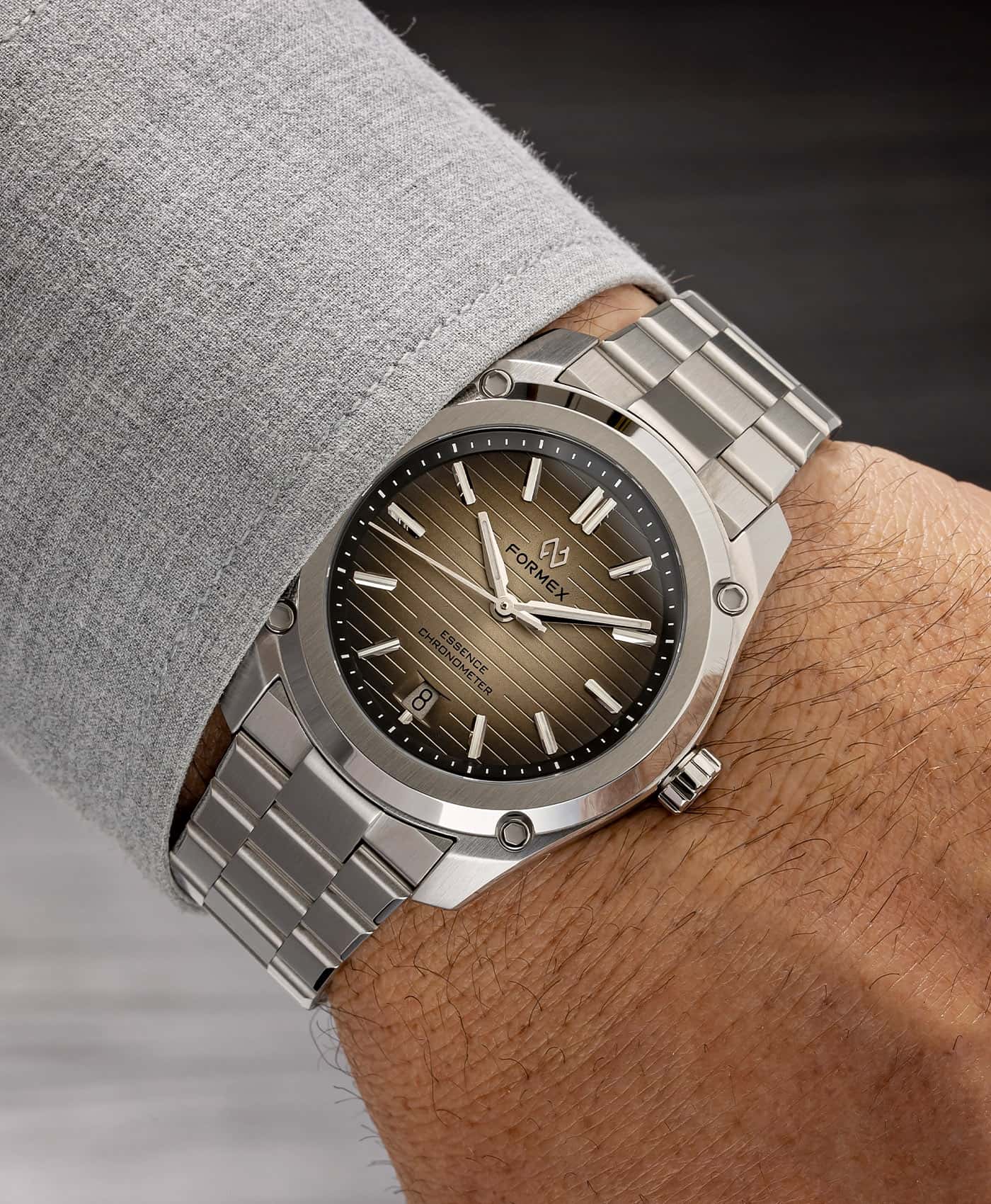 ディメンション・リズム Formex - Essence ThirtyNine (39mm) Automatic Chronometer - Dégradé