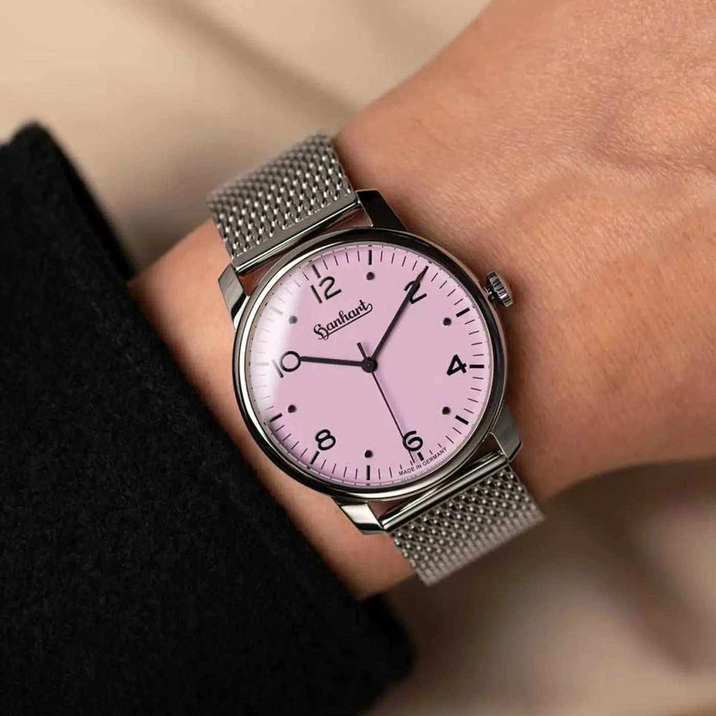 Hanhart - PIONEER Silva - Rosé - 38.5 mm - mesh - wrist shot 2