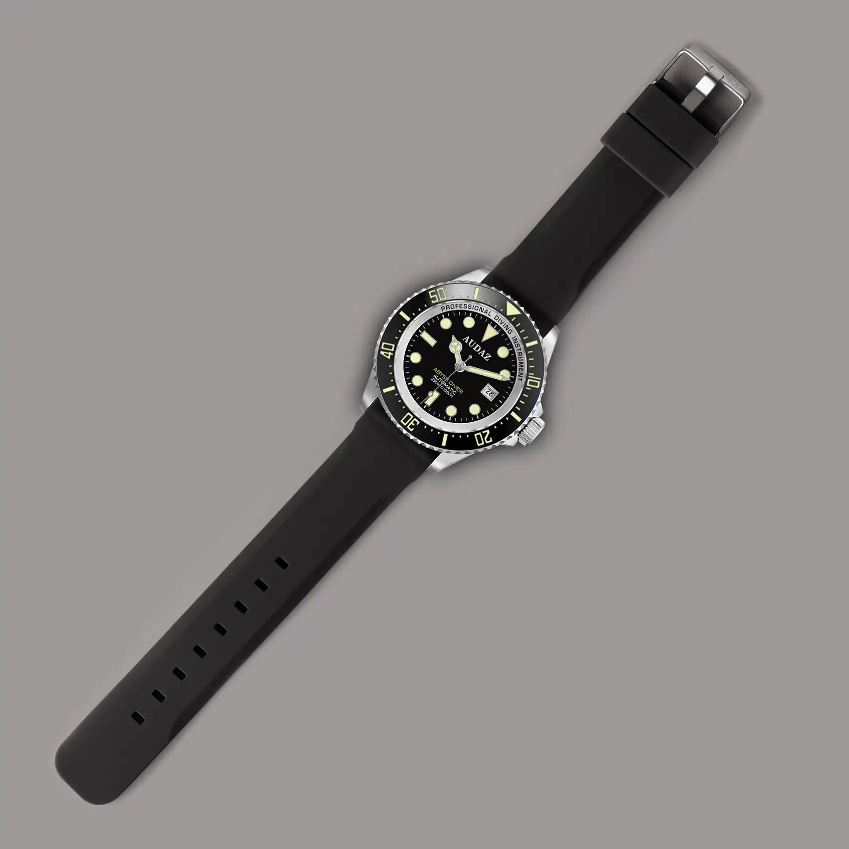 Audaz ABYSS DIVER black dial rubber strap