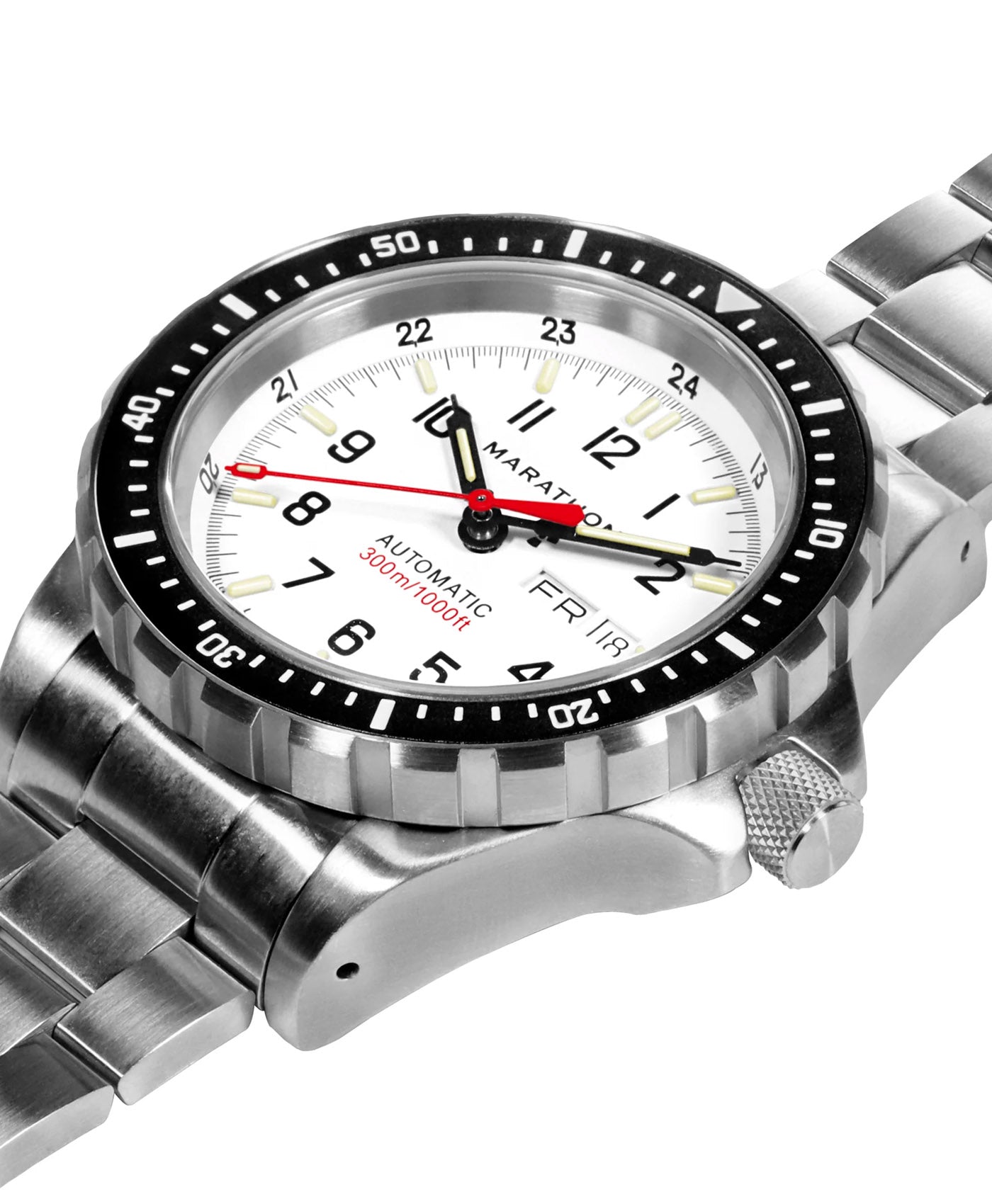Marathon-46mm-Arctic-Edition-Jumbo-Day-Date-Automatic-JDD-stainless-steel-bracelet-side