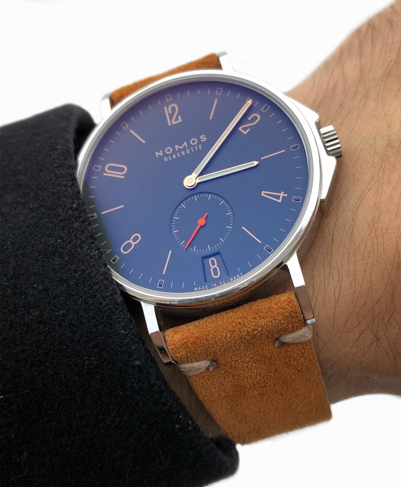 Nato_watch_suede_strap_gold_brown_watchbandit_original