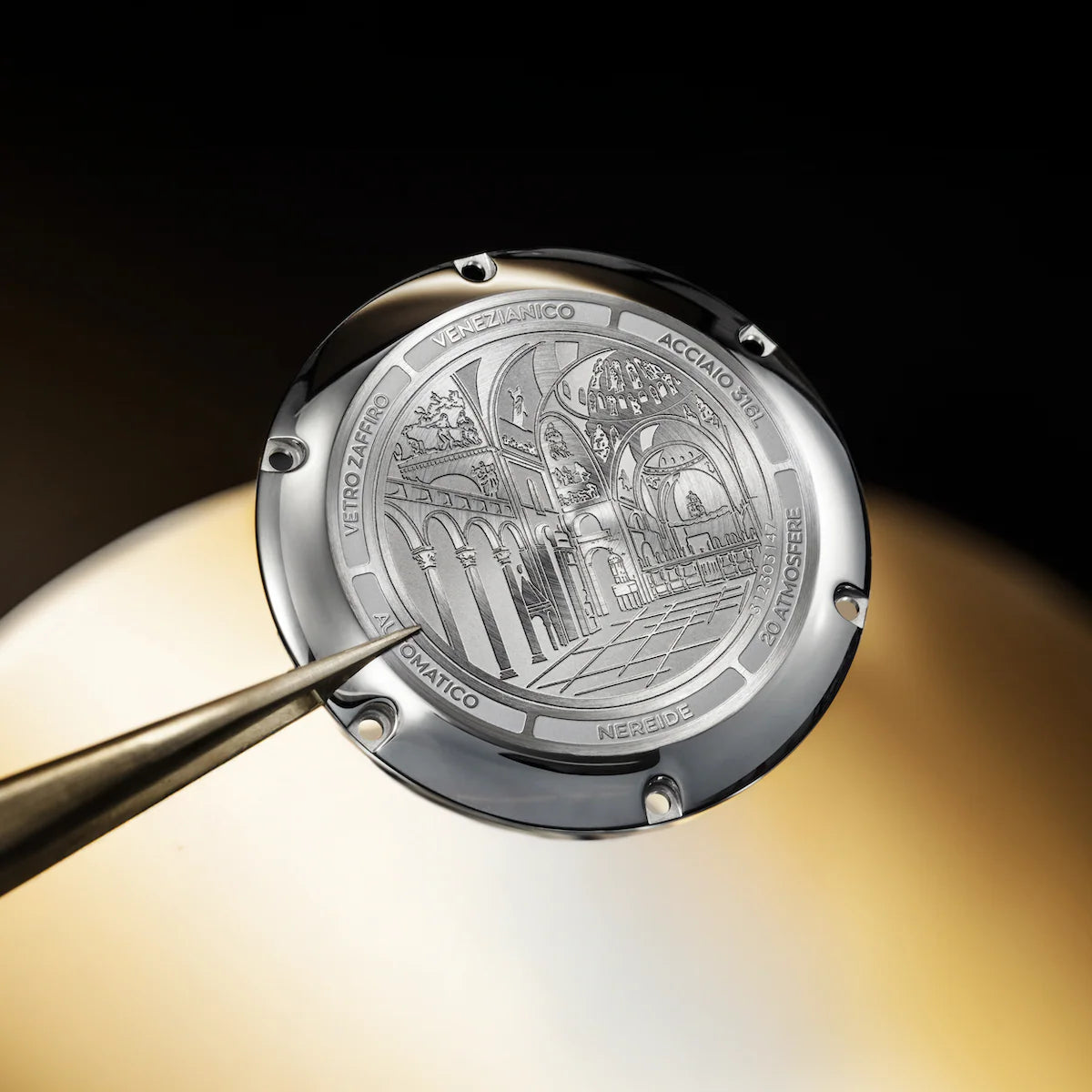 Nereide Aureo 39 - 3121590S case back