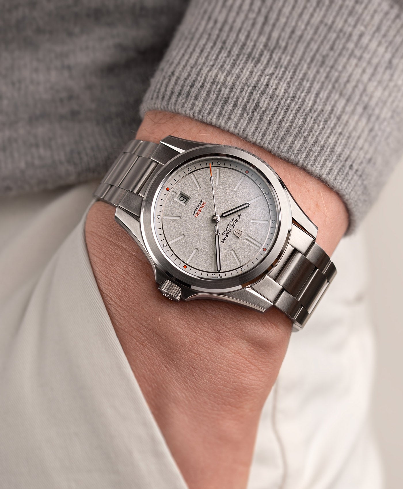 Nordic Marine Instruments - Søværn - Stålgrå-pocket shot