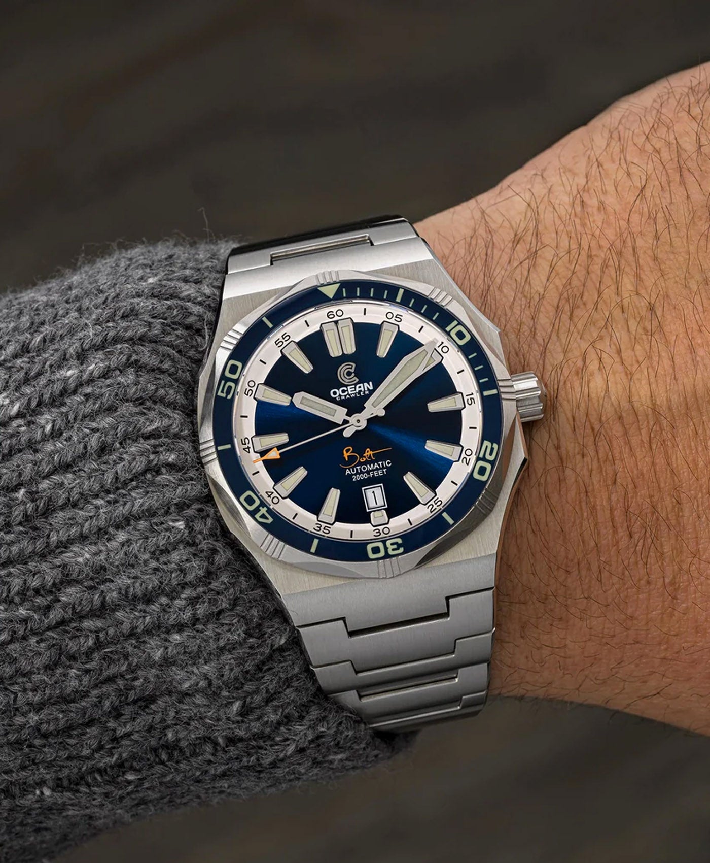 Ocean Crawler Bolt - blue - wrist shot