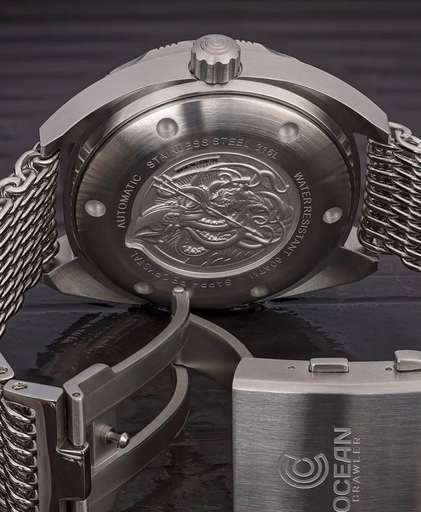 Ocean Crawler Core Diver - Collector's Bronze - Blue - case back
