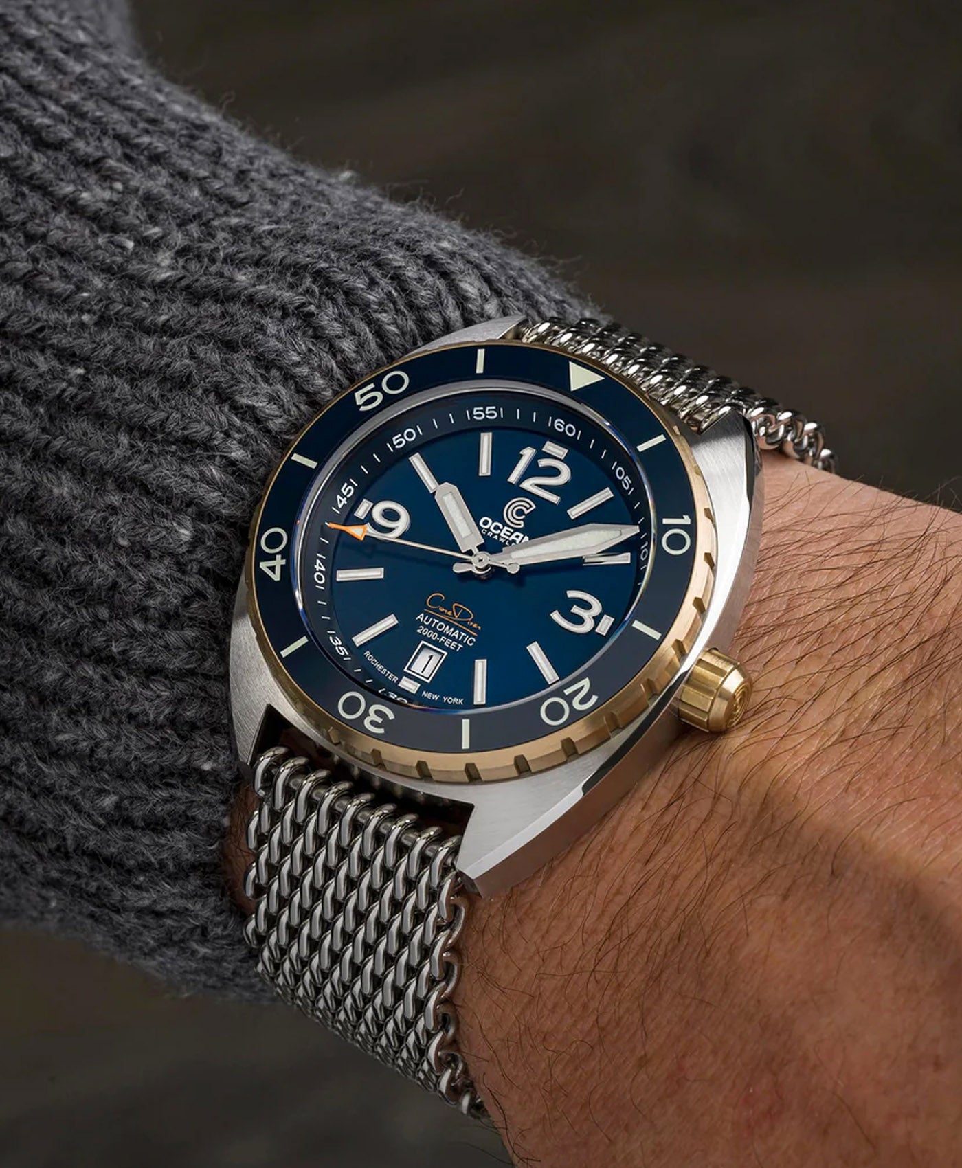 Ocean Crawler Core Diver - Collector's Bronze - Blue - wrist shot