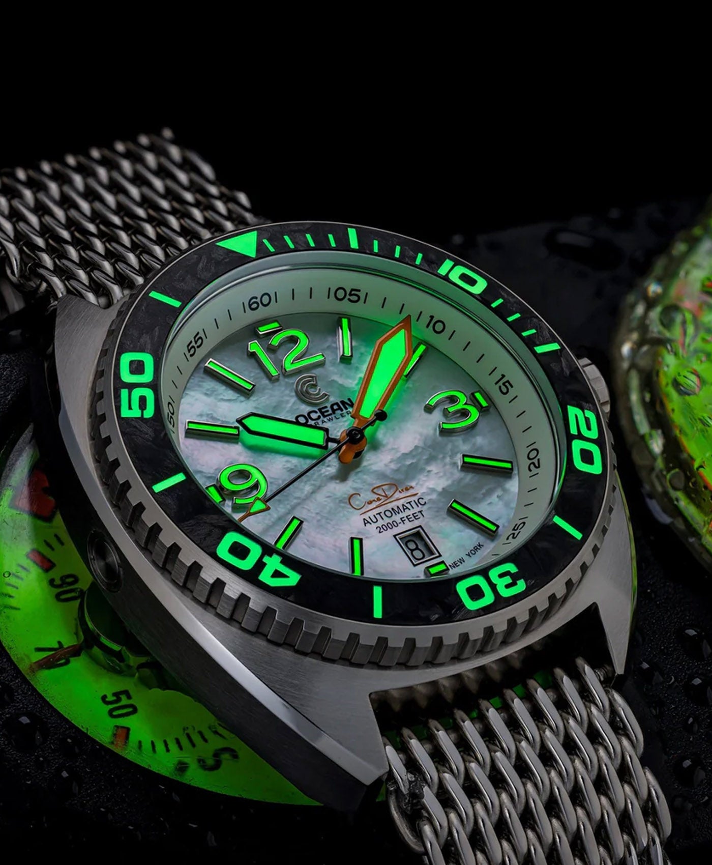 Ocean Crawler Core Diver - White Mother of Pearl - Carbon Fiber Bezel - lume