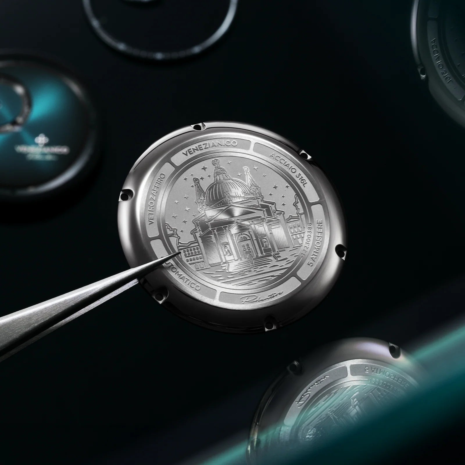 REDENTORE_Enigma_Caseback