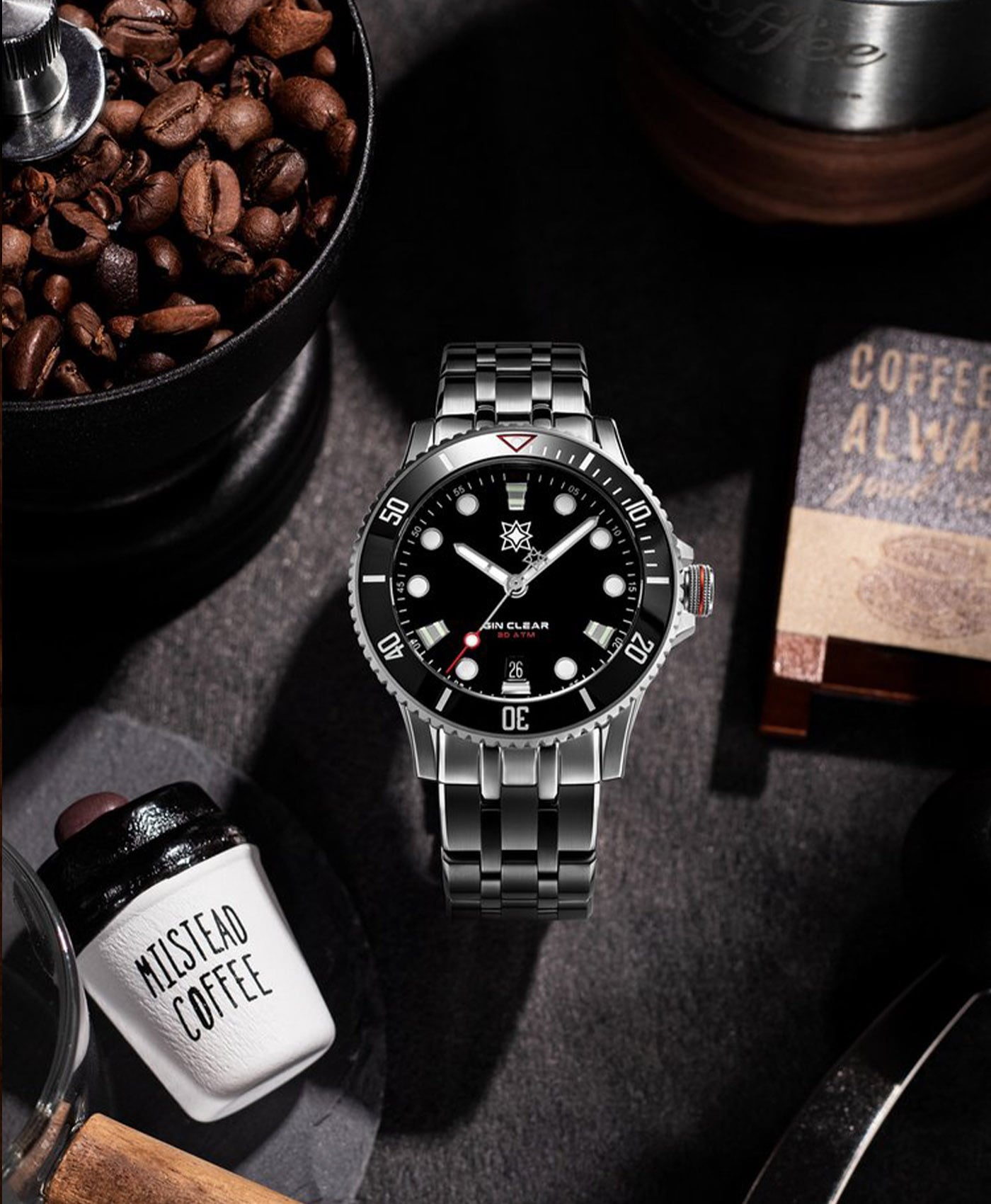 Second Hour - The Gin Clear MkII - Sunburst Black-mood-min