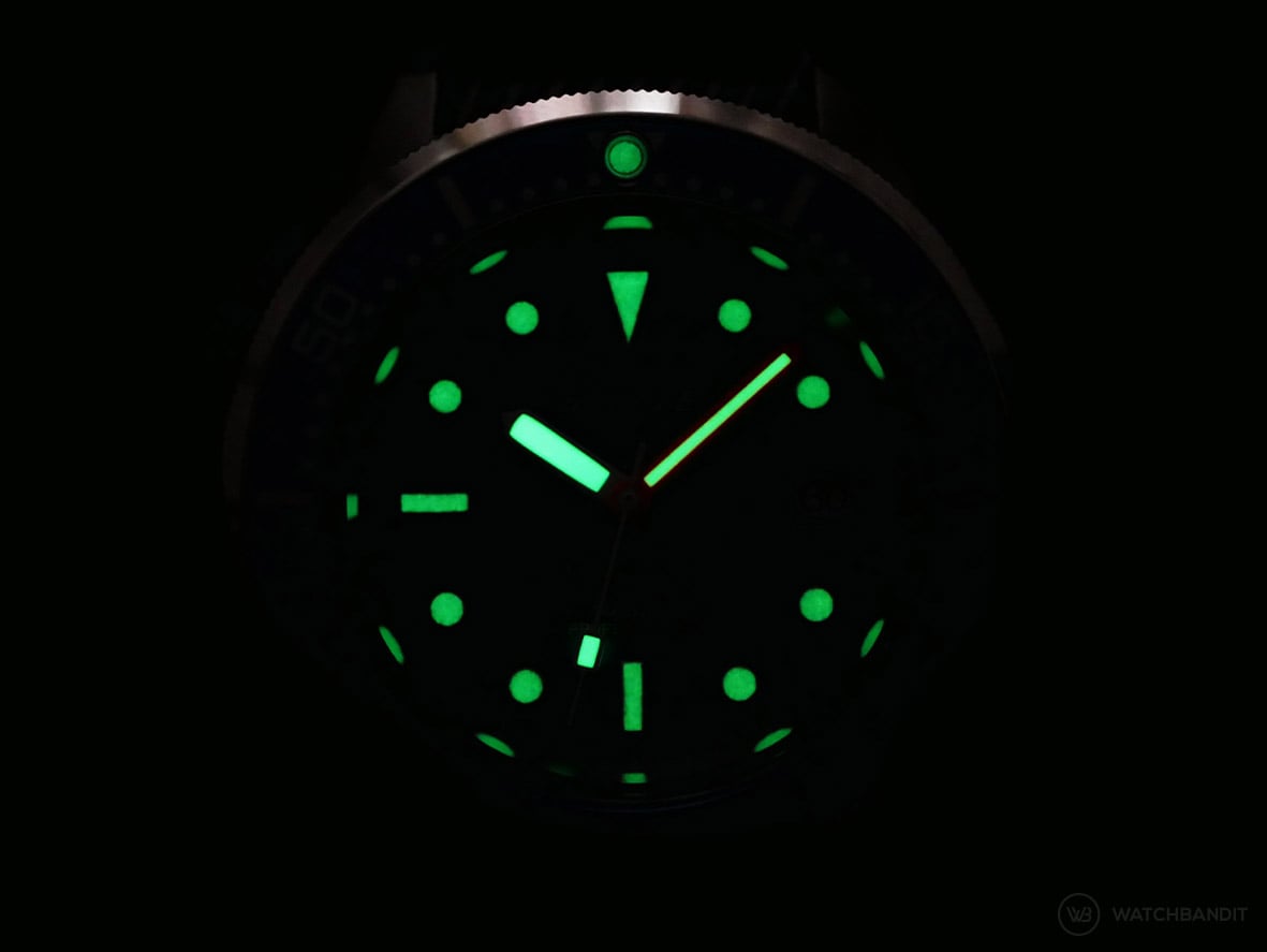 Squale-1521-lume shot