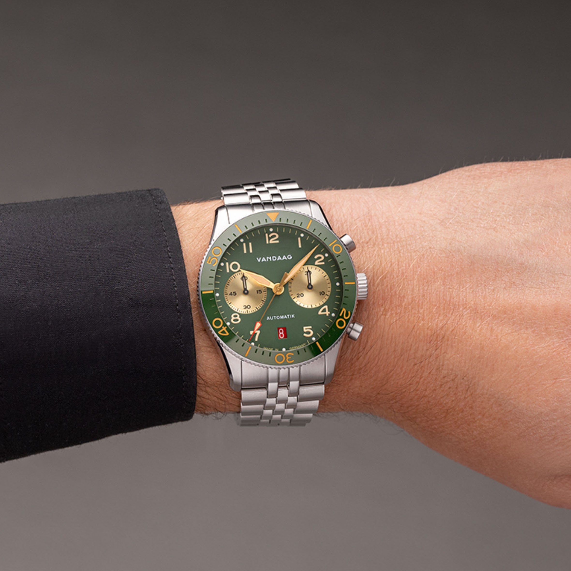 Vandaag - Schallmauer Automatik - Gold-Harmonie - Steel Bracelet - wrist shot