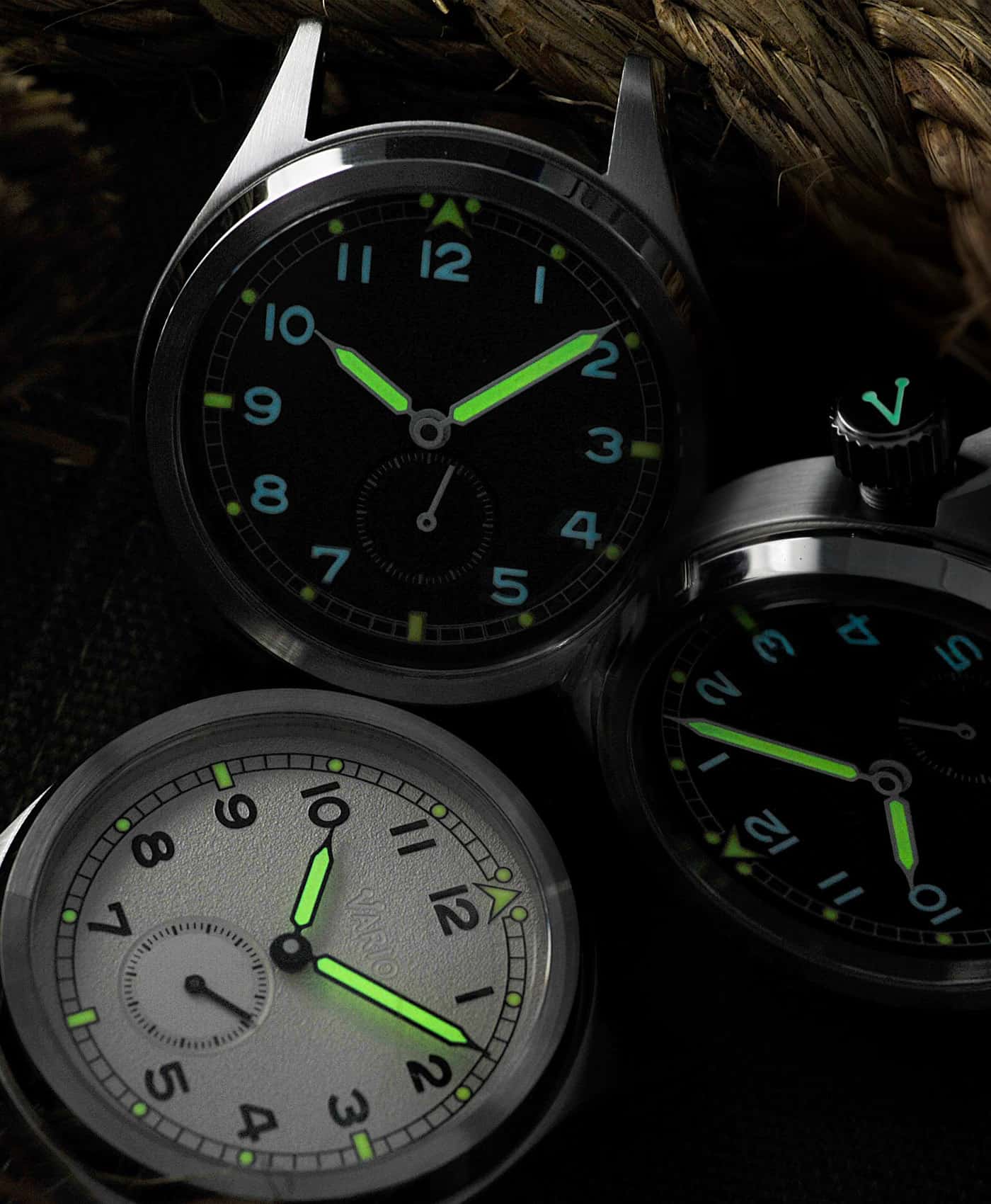 Vario - 1945 D12 - Raven Black Field Watch