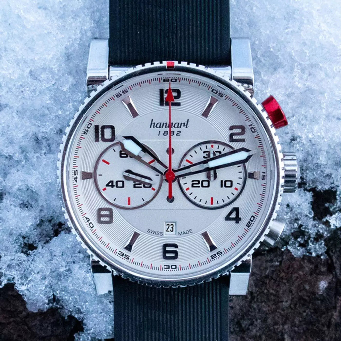 hanhart-primus-racer-silver-44-mm-mood