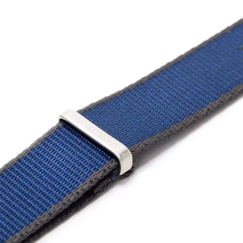 heavy-duty-single-piece-nylon-strap-blue-grey-detail
