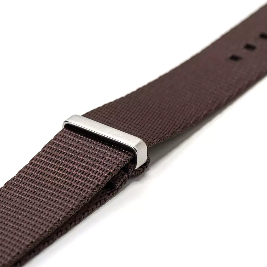 heavy-duty-single-piece-nylon-strap-brown-detail