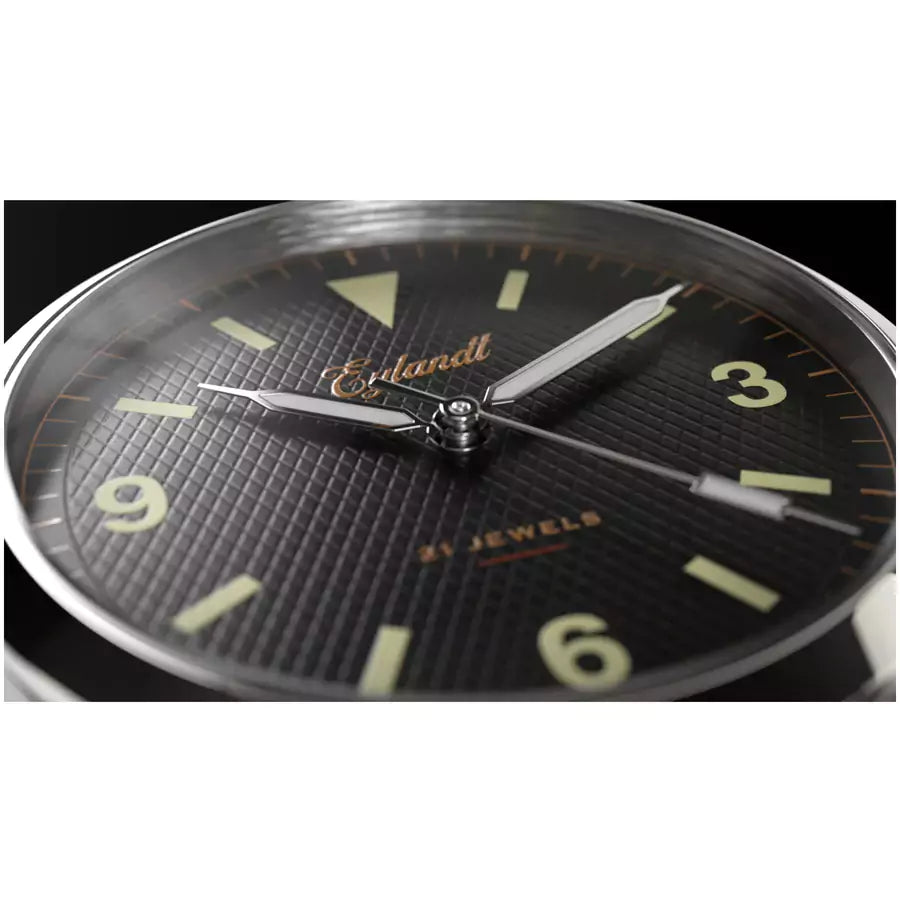 hemel-eylandt-the-valiant-dial-close-up-66cc7623ca648