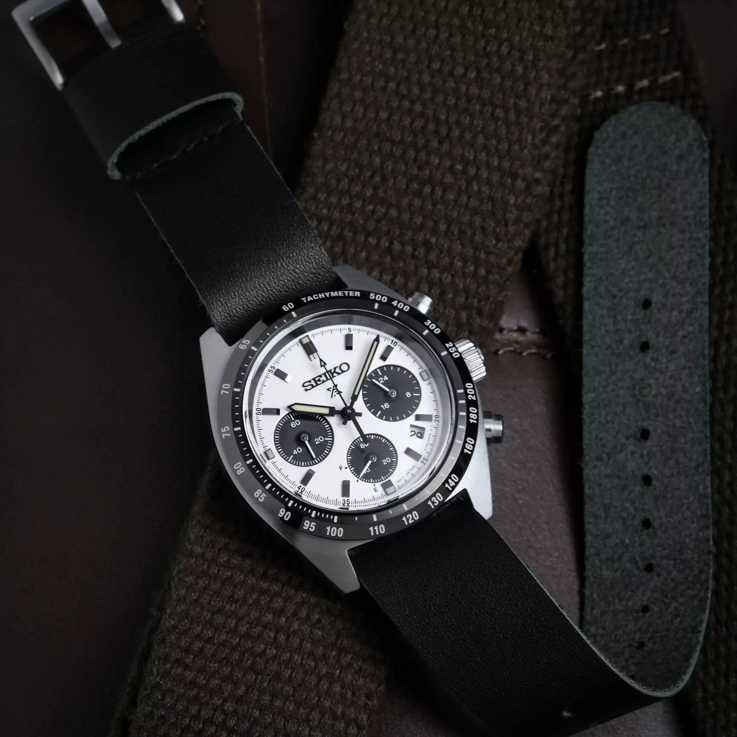 jelsdal-leather-singlepiece-strap-black-seiko-prospex-speedtimer-solar-chronograph-ssc813p1