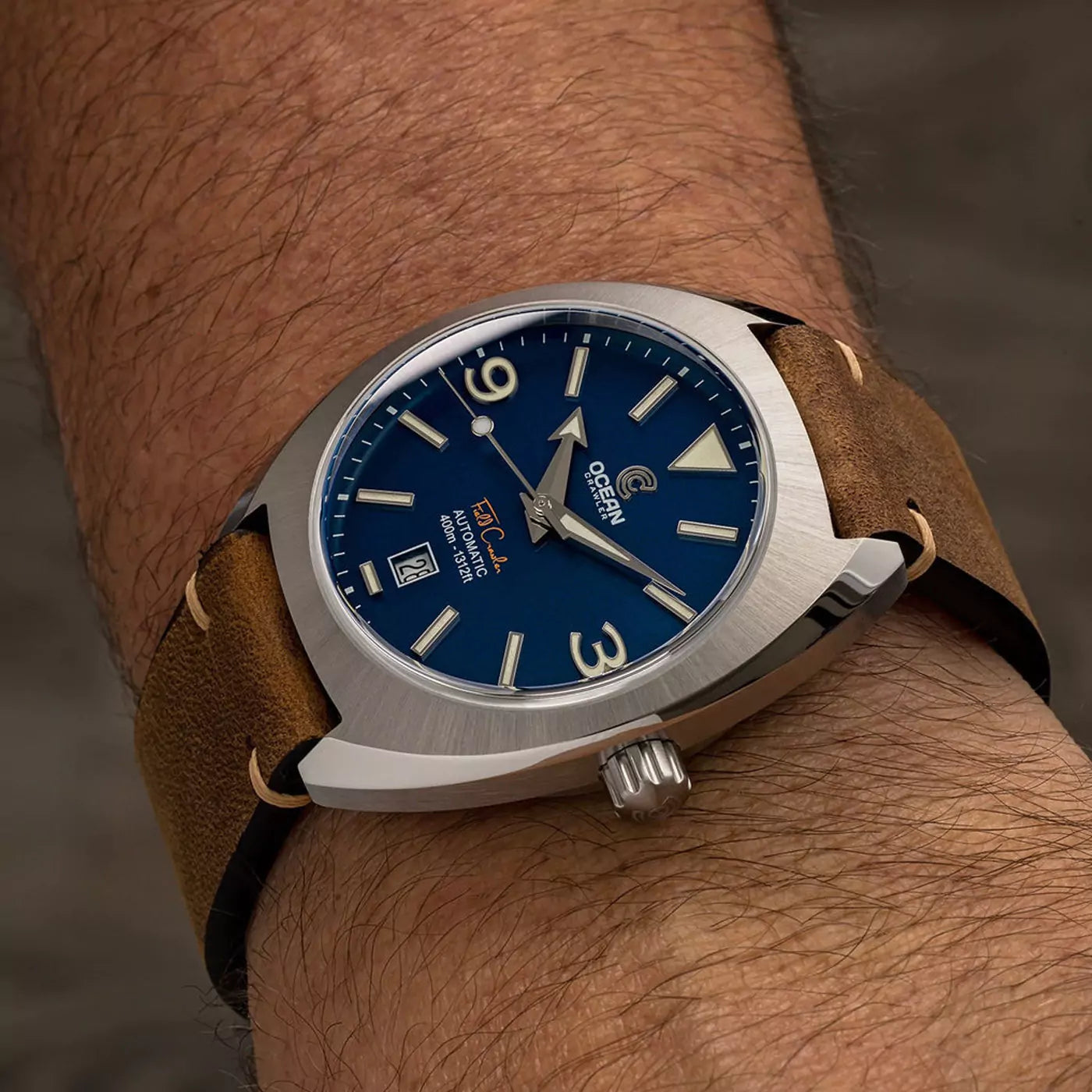ocean-crawler-field-crawler-blue-wristshot