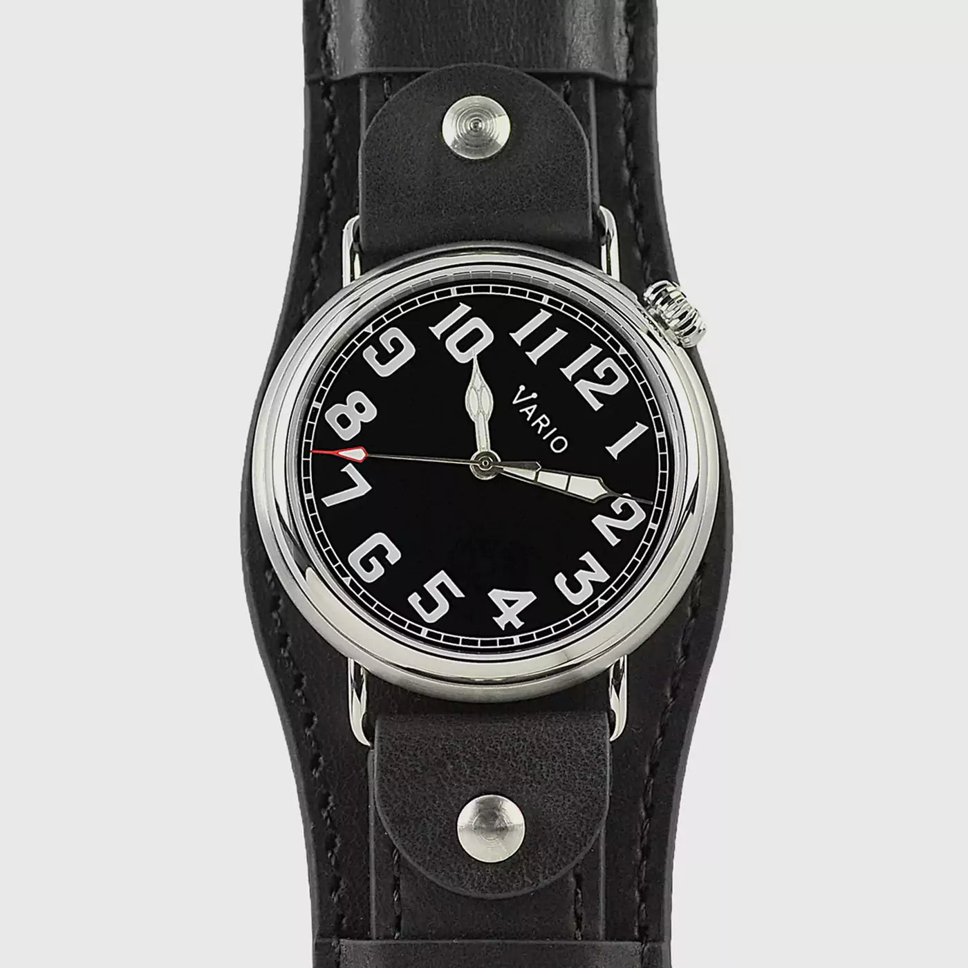 vario-trench-black-dial-with-white-lume-40mm-bund-oiled-onyx-black