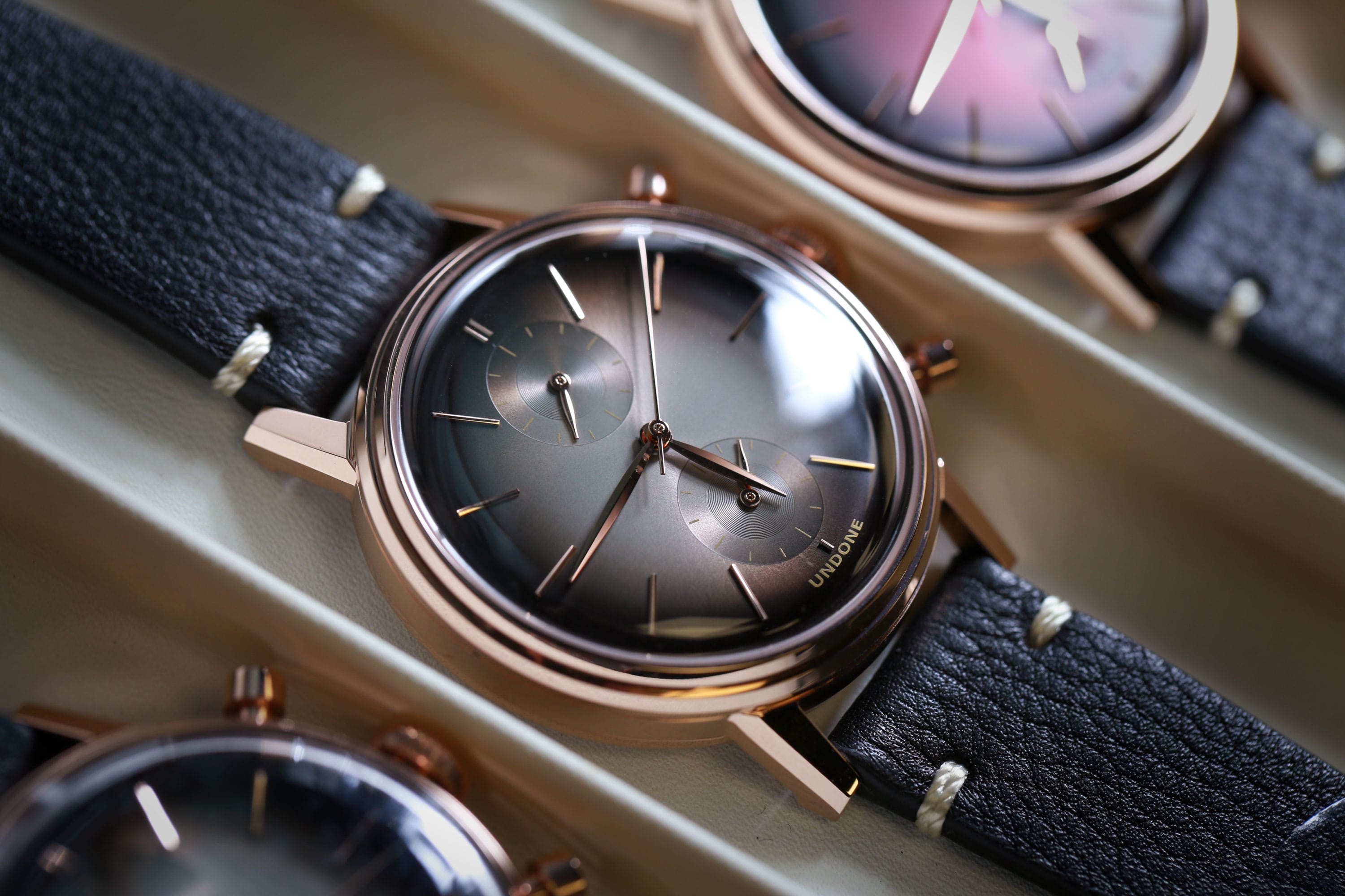 Montres undone online