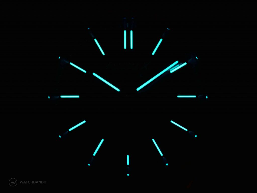 Formex Essence Chronometer Lume Shot