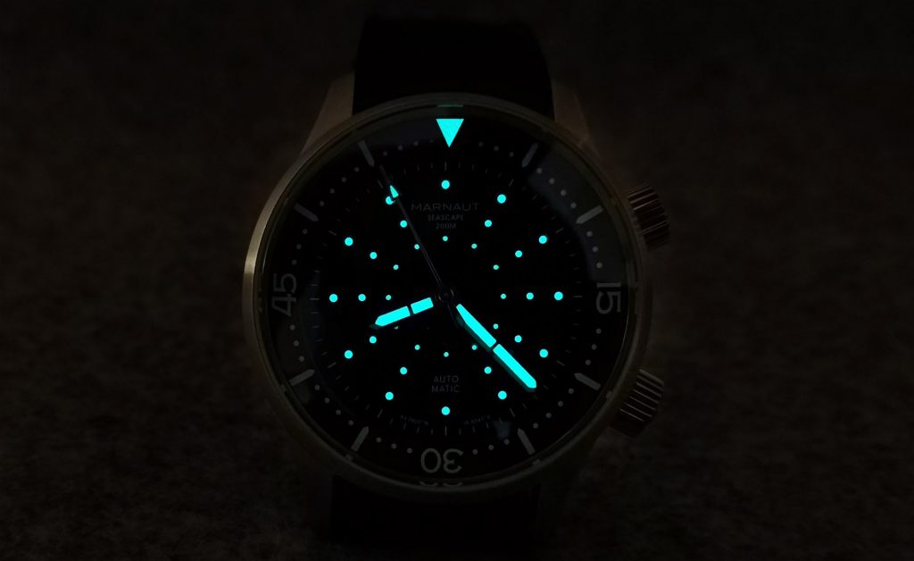 Marnaut Seascape 200M lume shot superluminova