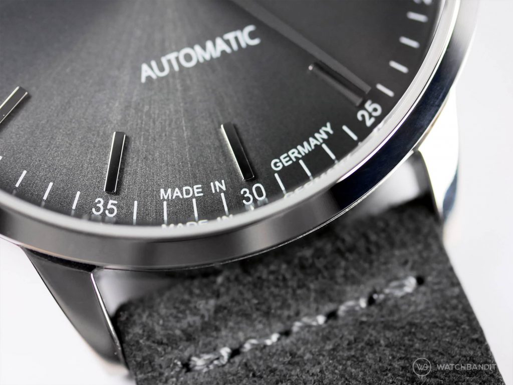 Circula Classic Automatic Anthracite dial close up 2 watchbandit