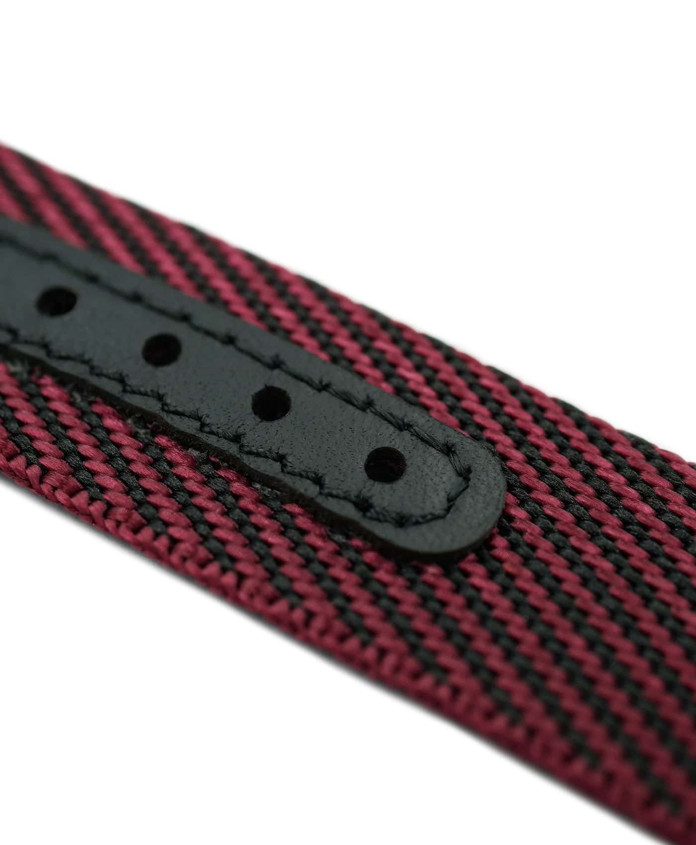 Premium Adjustable Single-Pass Nato Strap_Black-Red_leather reinforced_macro-min